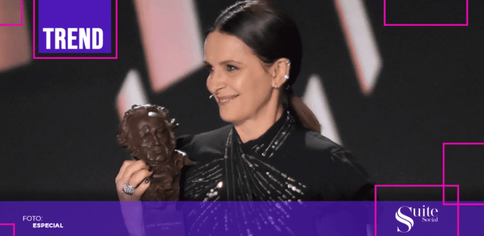 SS GOYA El cineasta Carlos Saura recibió un homenaje póstumo y la actriz francesa Juliette Binoche fue reconocida con el Goya Honorífico Internacional